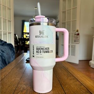 2023 STANLEY Quencher H2.0 40 Oz. Tumbler
